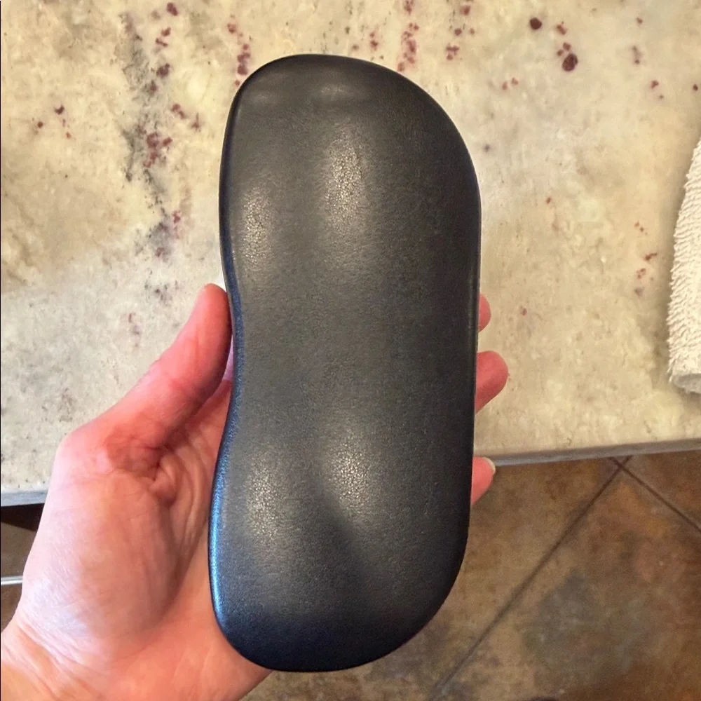 Ray-Ban Sleek Black VR Accessory Case